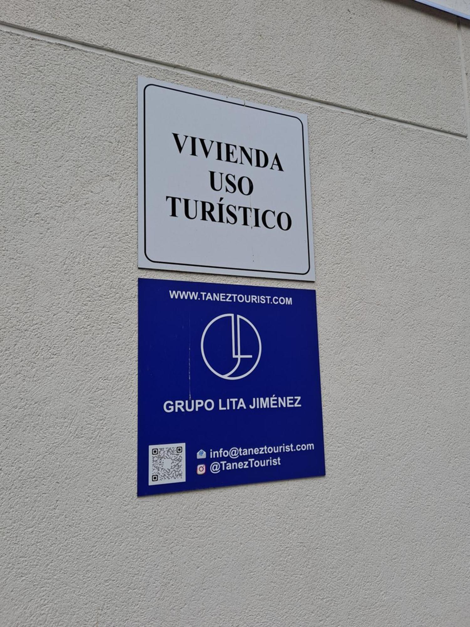 Tanez Santurce A Apartament *